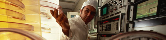 ��Ĭ��UPS�����ИI(y��)IT��(y��ng)�þW(w��ng)�j(lu��)��Դ��Q����